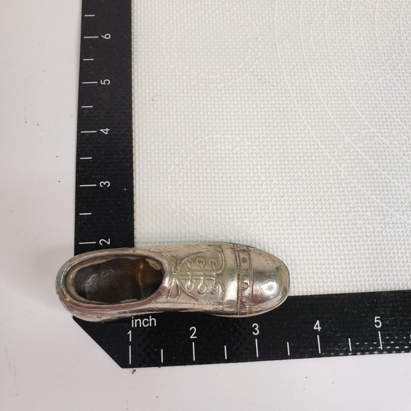 Vintage 1950s Pin Cushion Silver Tone Metal Men's Oxford Shoe Made in Japan - Picture 7 of 8